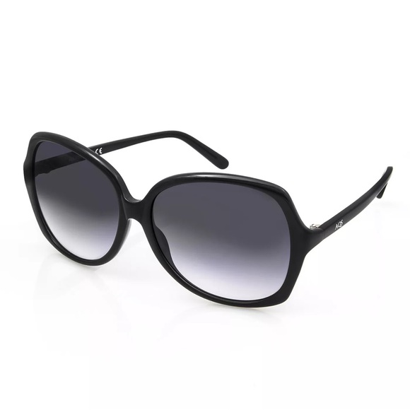 AQS Accessories - AQS Aquaswiss Valentina black oversized plastic sunglasses VAL001